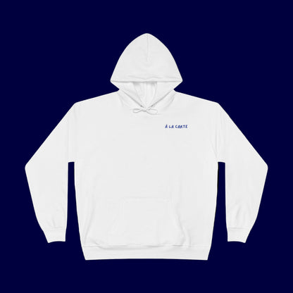À La Carte Studio White Hoodie – "Siga Seu Coração"